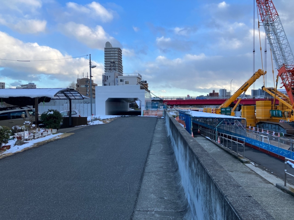 堤防上(迂回路)