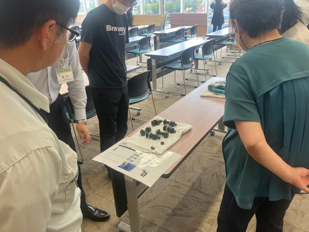 室内会場の様子(高力ボルト展示)