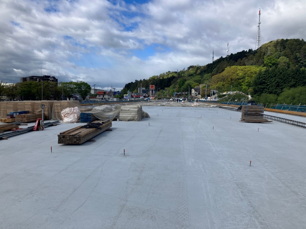 床版上全景（4月30日撮影）