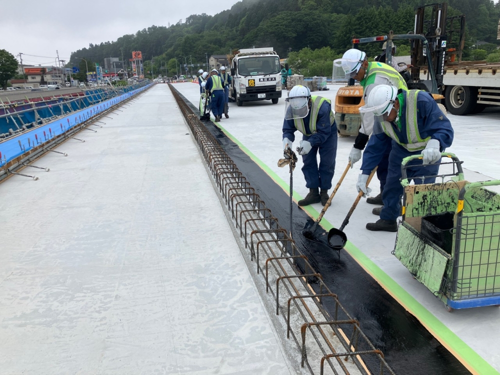 塗膜防水（鋼製排水溝設置個所）